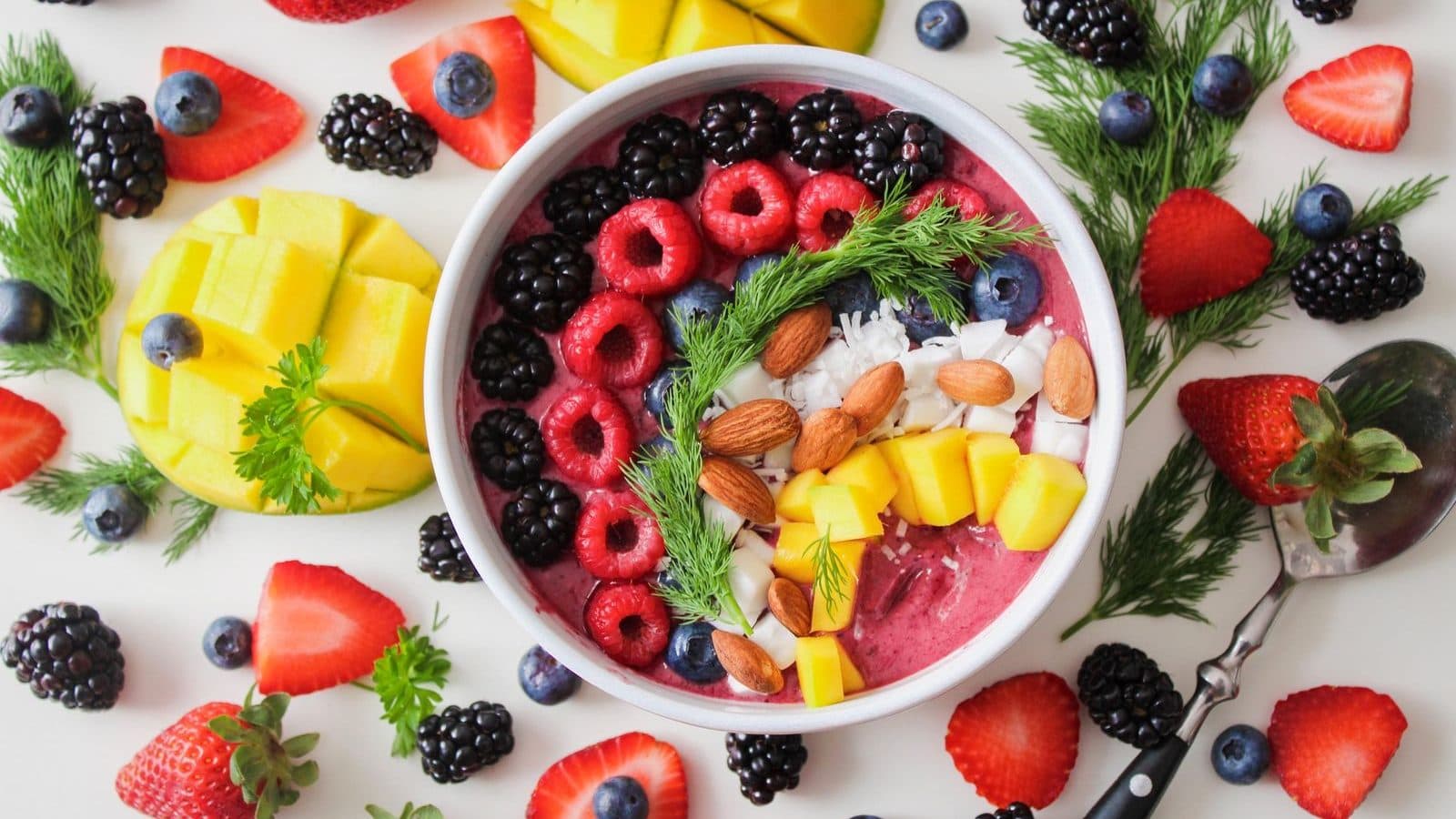 Bessen en bladgroenten — antioxidanten uit voeding bij oxidatieve stress Bessen en bladgroenten — antioxidanten uit voeding bij oxidatieve stress